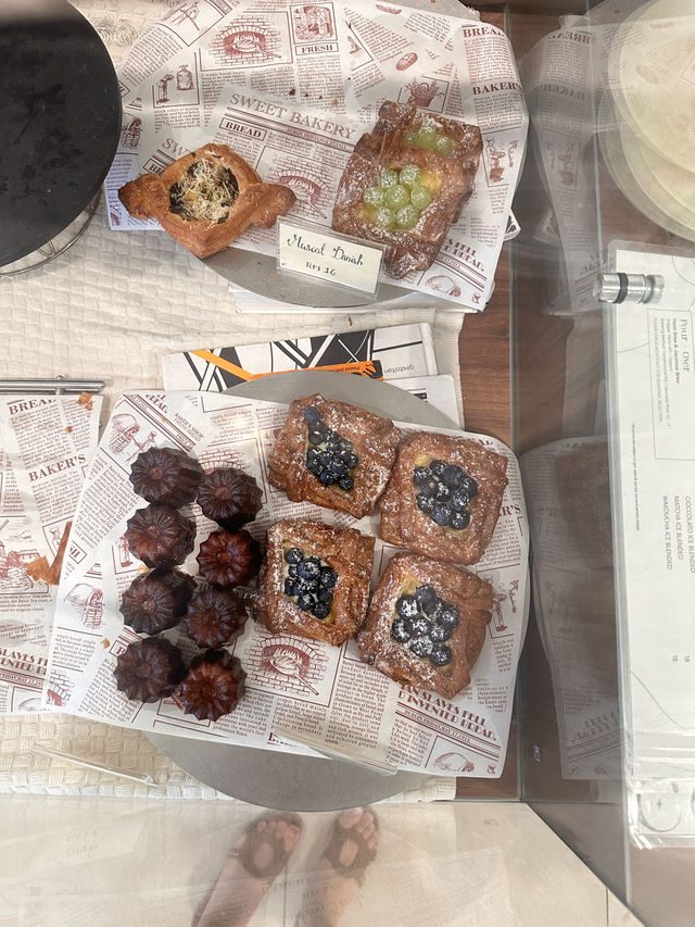 Space Cafe Johor Bahru – Where Aesthetics Meet Buttery Bliss ✨🥐
