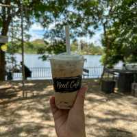 Need coffee☕️ร้านกาแฟ ริมน้ำชื่อดังของสันกำแพง