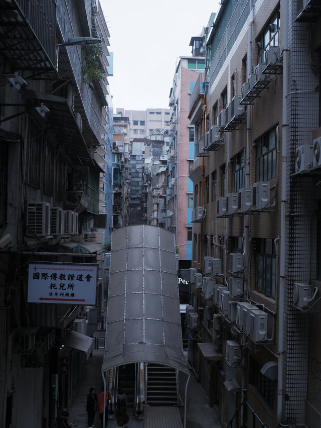 夢幻打卡點:瘋堂斜巷，絕美出片