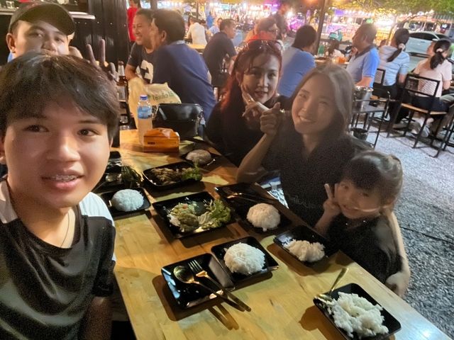 ร้านบาร์หอยที่มีมากกว่าหอยจร้า