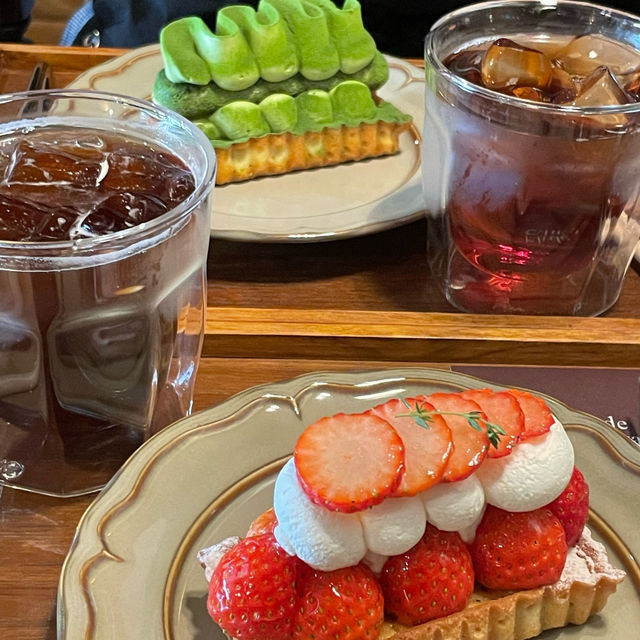 일본 여행 / 나고야 에서 맛보는 신선한 과일 타르트 카페 Hyde&Away Nagoya
