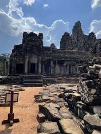 🇰🇭 Bayon: A Temple of Frescos