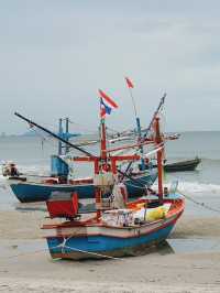 ไอศครีมเย็นๆชื่นใจ กับวิวทะเลหัวหิน