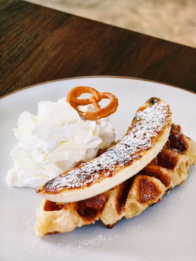 DayGrow Café : ความเรียบง่ายและความร่มรื่น