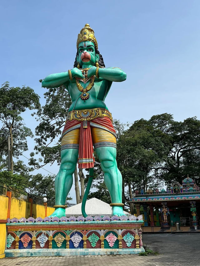 Batu Caves – Iconic and Free to Visit 