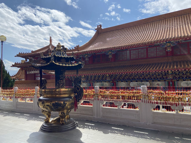 Wenwu Temple – วัดสวยริมทะเลสาบสุริยันจันทรา