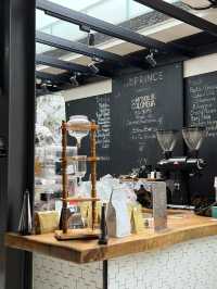 A lowkey coffee roaster in Trunojoyo