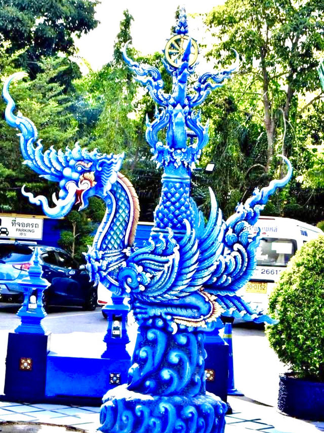 アクセス抜群！旅の途中で気軽に立ち寄れる青の絶景スポット💙🛺✨