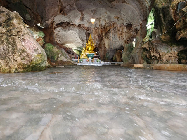 ナーンの山奥で見つけた、静寂と祈りの隠れ寺院へ――🚗🌄