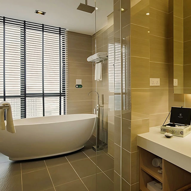Urban Sophistication with a Tranquil Twist