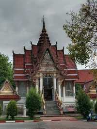 ชมความงามของพระนอนองค์ใหญ่ วัดหาดใหญ่ใน