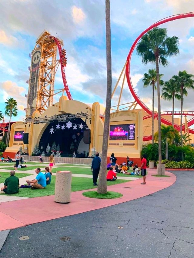 พาเที่ยวสวนสนุกในฝัน USS ORLANDO 