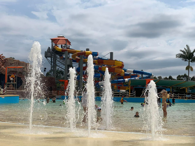 澳洲黃金海岸 WhiteWater World 全攻略