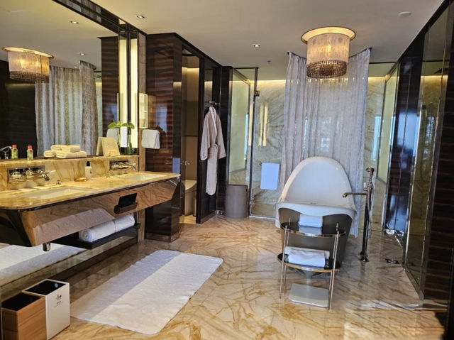 上海 The Ritz-Carlton ⭐️⭐️⭐️⭐️⭐️⭐️豪華級的酒店，JW Group 旗下品牌信心保證