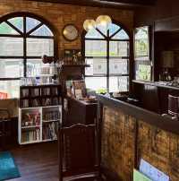TEA ROOM CAMEL