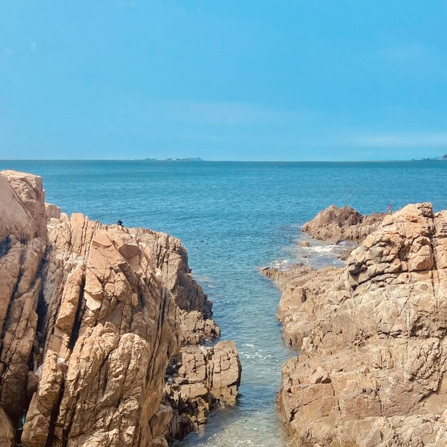 Huinyeoul Coastal Tunnel, Busan: A Hidden Gem on the White Yeongdo Coast