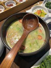 鐘閣駅 ハヤンコレ　12種塩辛を胡麻油ご飯と野菜で