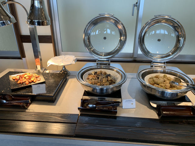 🌅 Hilltop Bliss & Healing Waters – A Stay to Remember at Yuinchi Hotel Nanjo