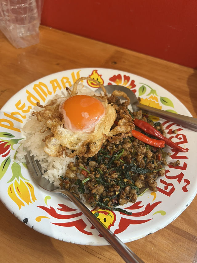 Food vibes in Bangkok 🤤must try !