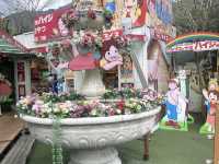 Yufuin: A Fairytale Town Worth the Crowds! 🌸🏞️