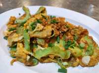 ข้าวต้มร้านLocal ร้านเก่าแก่เมืองแปดริ้ว