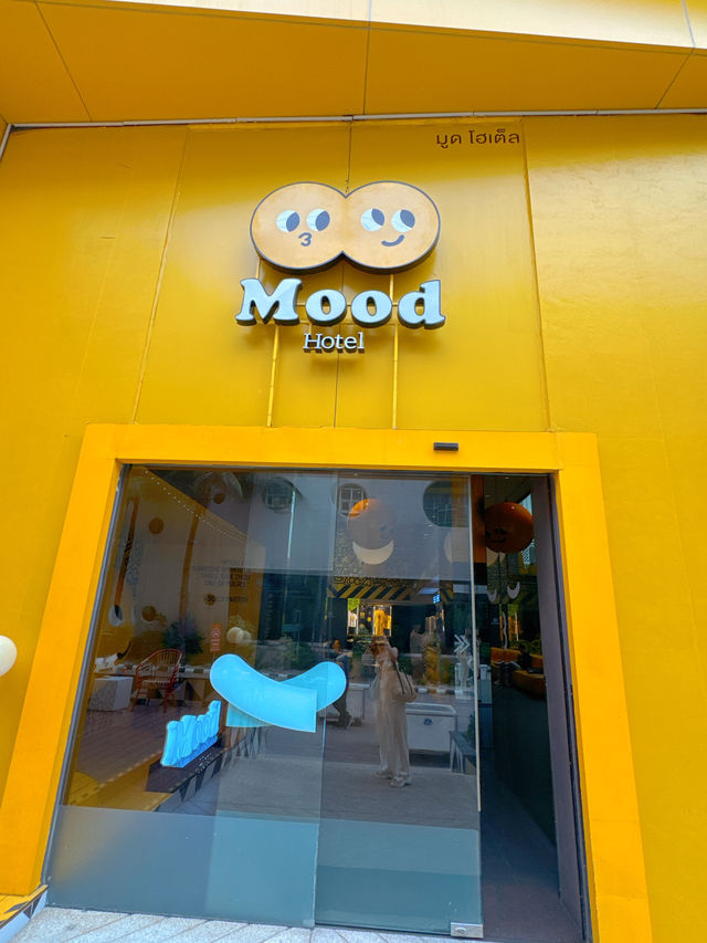 Mood Hotel pattaya ราคาหลักร้อย!!!! ทำถึงเกิ้นนน