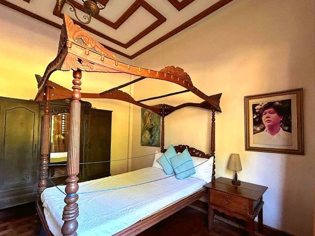 Windows to the Past: Malacañang of the North