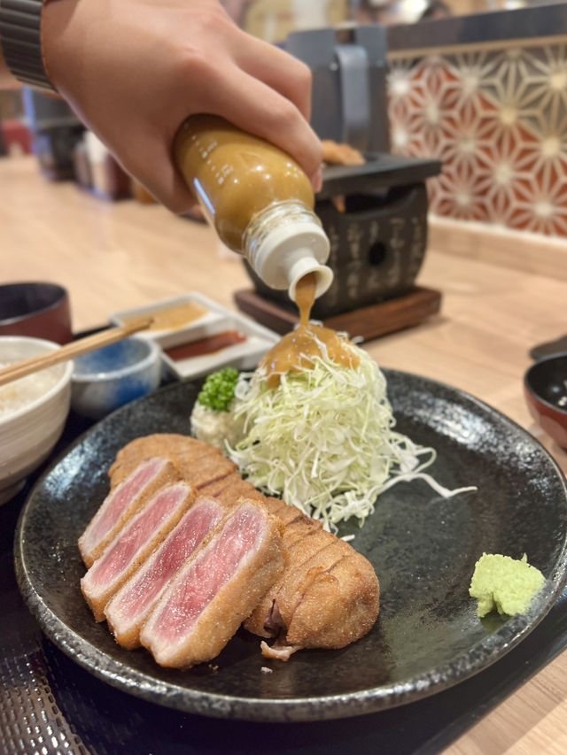 ✨牛脂香味十足🐮現炸吉列牛✨