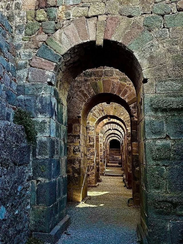 天空の図書館と劇場、ペルガモン遺跡で古代ギリシャの知と美に触れる旅。 