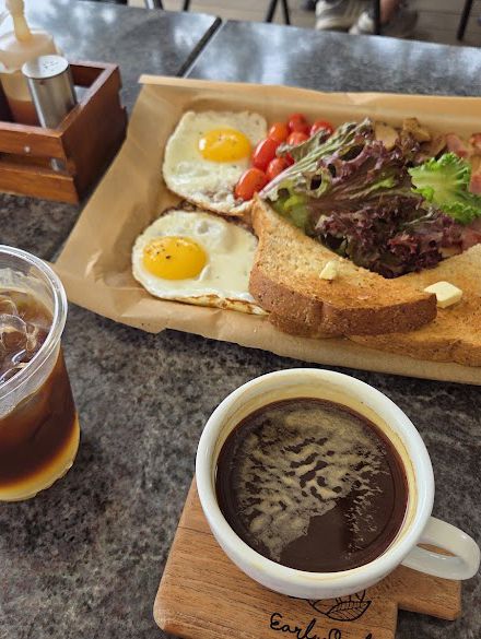 ☀️ Early Owls Café