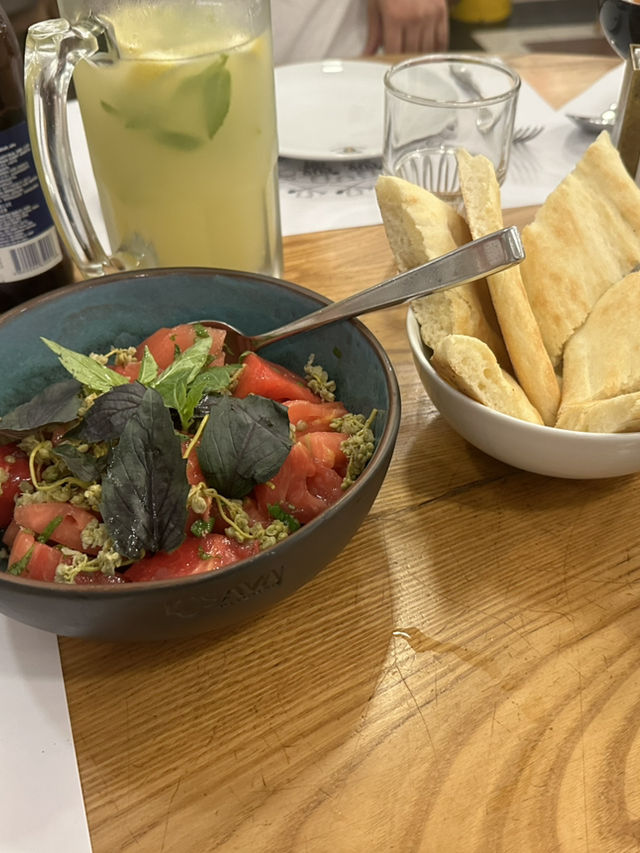 🍷 ジョージアのワインと料理に酔いしれる、幸せのひととき