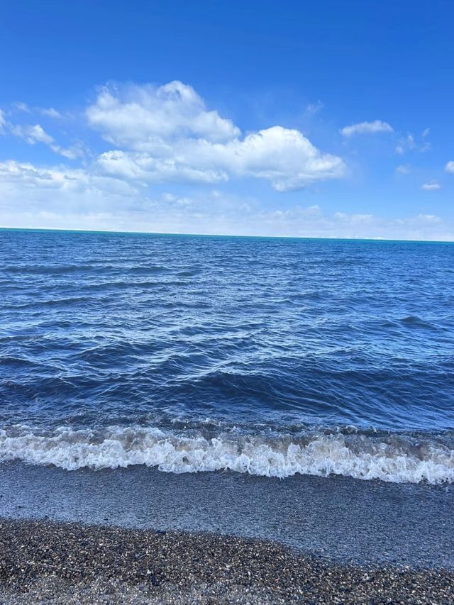 Qinghai Lake: Nature’s Masterpiece on the Roof of the World