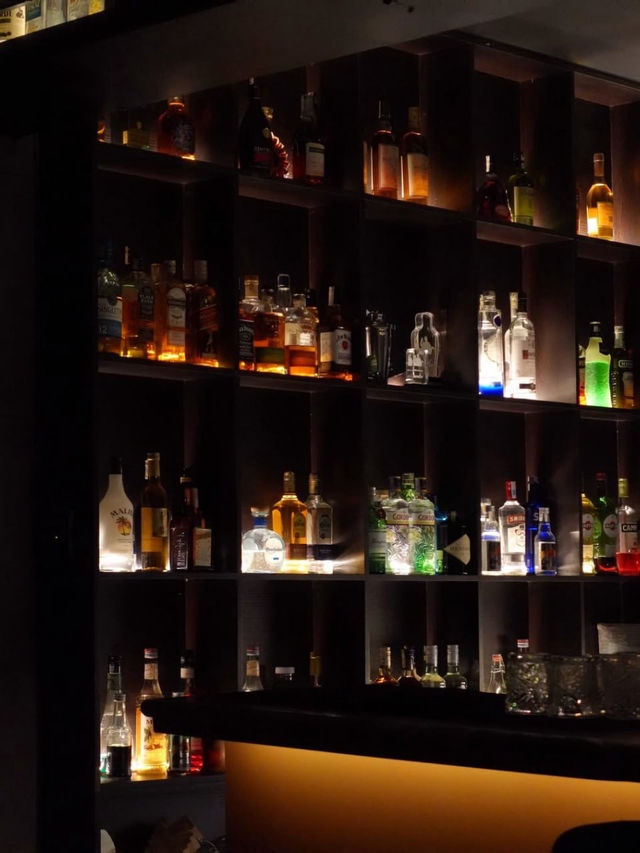 Aura Mixology