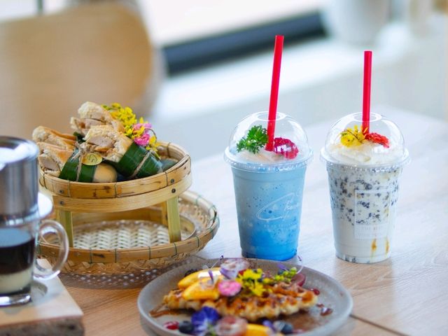 Chewa Cafe By SK Sroikham Chewa Cafe By SK Sroikham