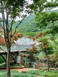 연인과의 조용한 산책 데이트