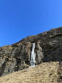 💦 冰與水的交界｜Gljufrabui Waterfalls 冰島秘境瀑布