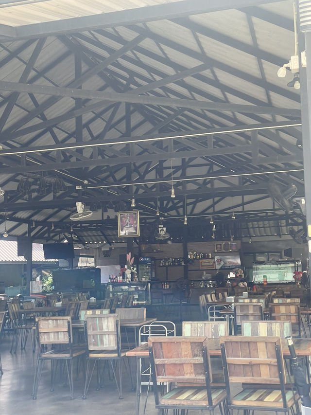 ใครมาปราจีนบุรี ไม่ควรพลาดร้านอาหารร้านนี้