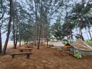 Hidden Coastal Escape: Coconut Beach, Samboja
