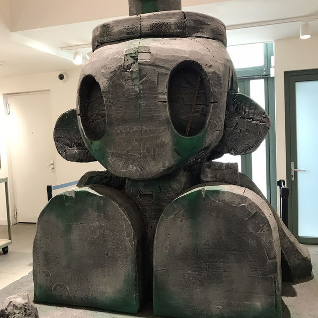 アムステルダム・STRAAT Museum でアートを感じる午後:カフェとショップも充実 アムステルダム・STRAAT Museum でアートを感じる午後:カフェとショップも充実