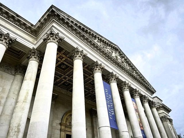 Visiting the Museum right as it opened was a fantastic idea. We had many of the galleries to ourselves