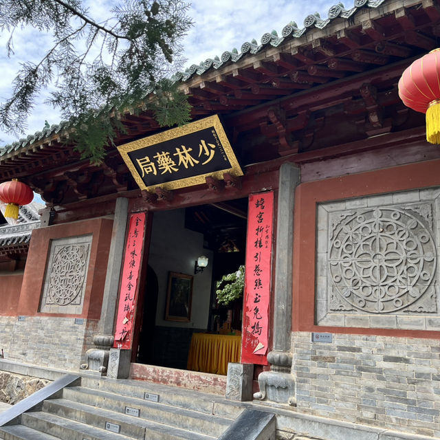 🛕 Shaolin Temple — Cradle of Kung Fu & Zen