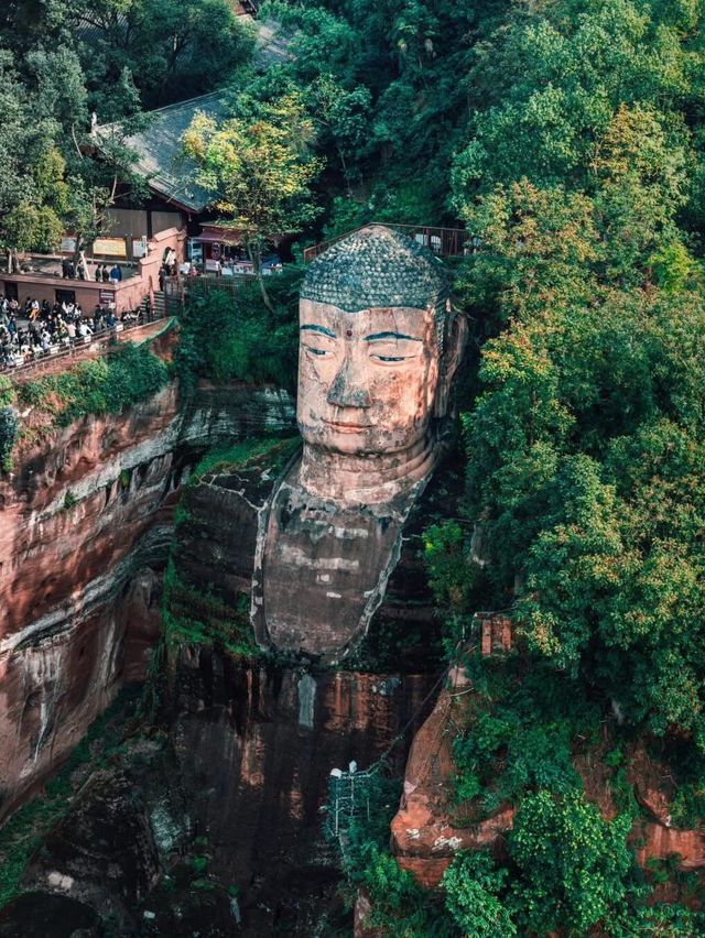 Leshan Giant Buddha · Sichuan, China 🗿✨