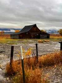 🏔️ Grand Teton National Park – Where Mountains Touch the Sky