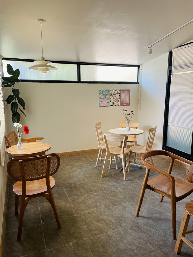 Vvoody Cafe’ จ.ลำปาง