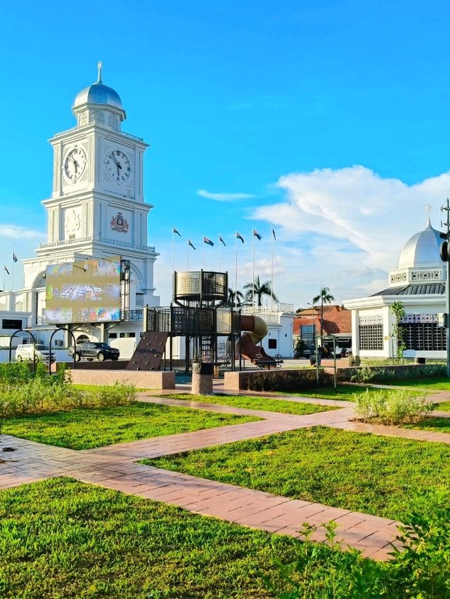 Discover Architecture Walk🚶Sunny Johor Snap 📸