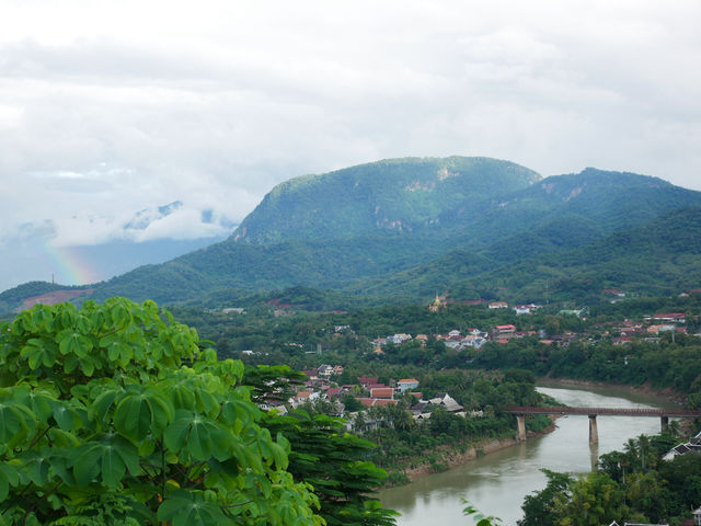 【ラオス🇱🇦】ルアン・パバーン プーシーの丘 【ラオス🇱🇦】ルアン・パバーン プーシーの丘
