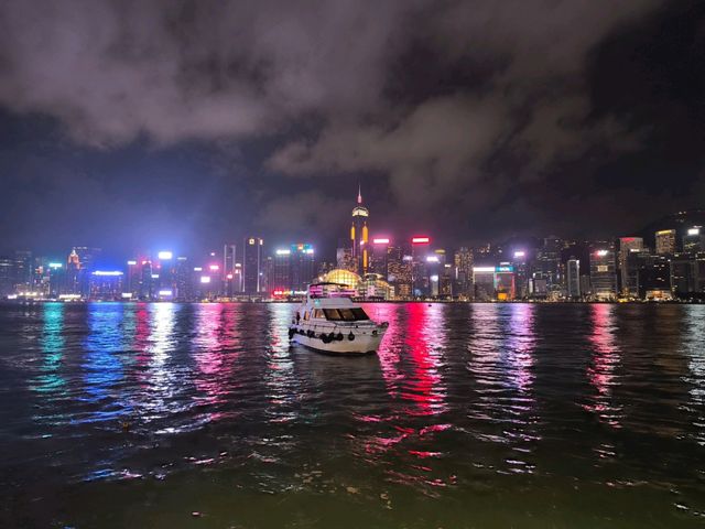 【🇭🇰維多利亞港|香港最美天際線】 【🇭🇰維多利亞港|香港最美天際線】