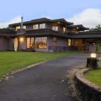 Hiking around The Inn at Kulaniapia Falls