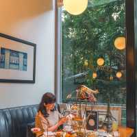 สัมผัสการพักผ่อนกลางกรุง