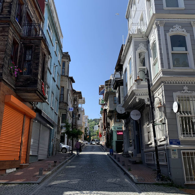 Balat - Hidden Gem of Istanbul 🌈 